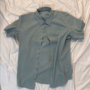 Lulu Lemon Men’s Green Shirt